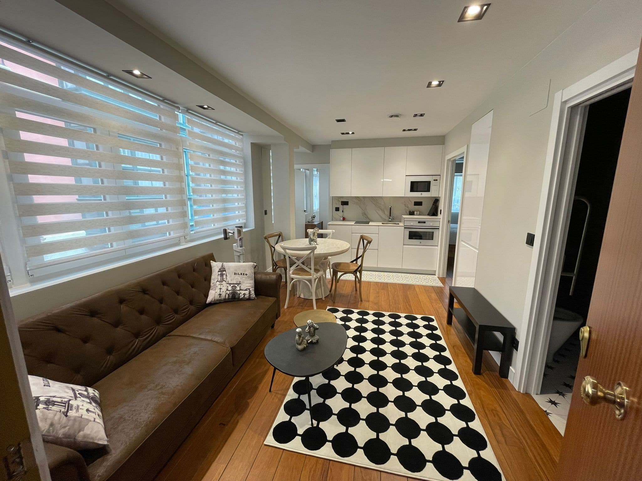 Apartamento 2 dormitorios - Imagen 1